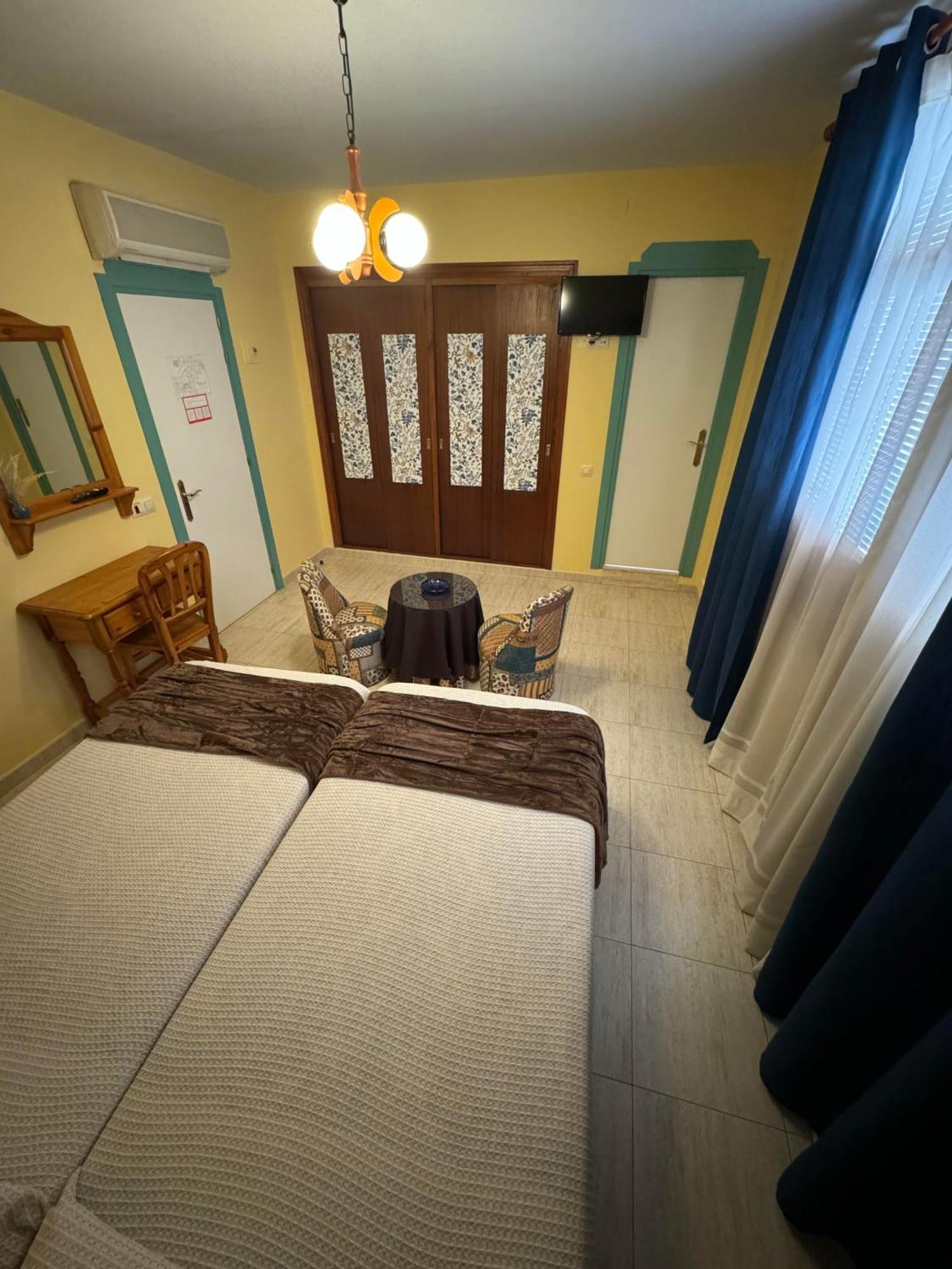 Hostal Joaquin Las Ventas con Pena Aguilera Экстерьер фото