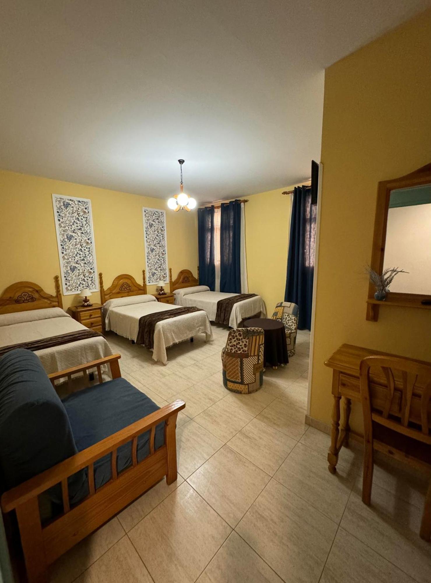 Hostal Joaquin Las Ventas con Pena Aguilera Экстерьер фото