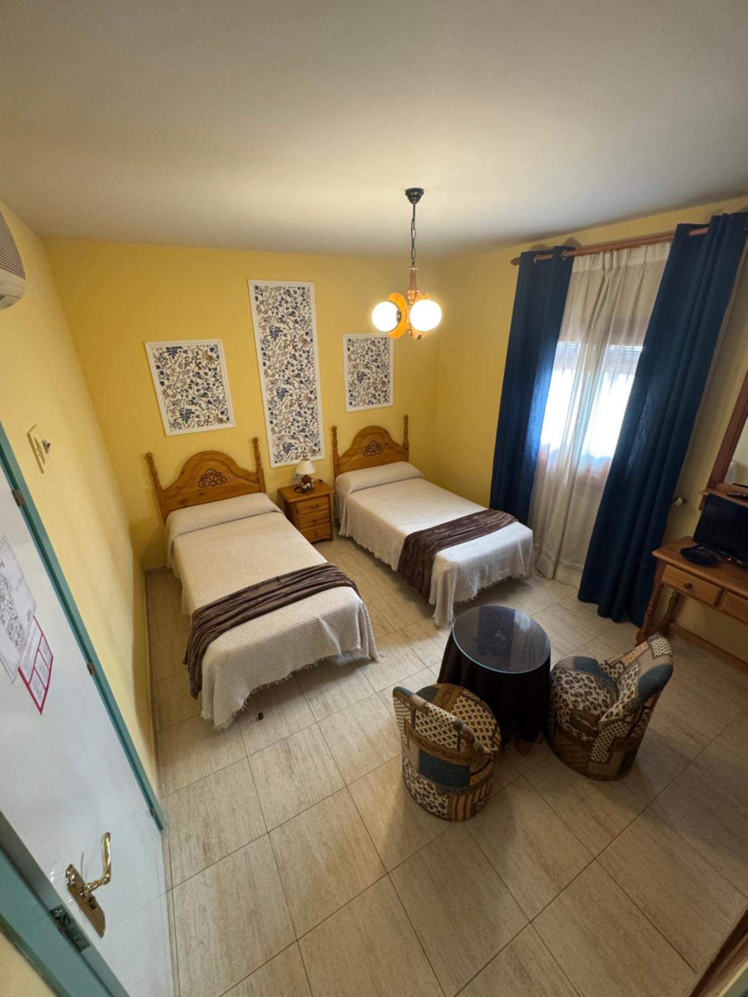 Hostal Joaquin Las Ventas con Pena Aguilera Экстерьер фото